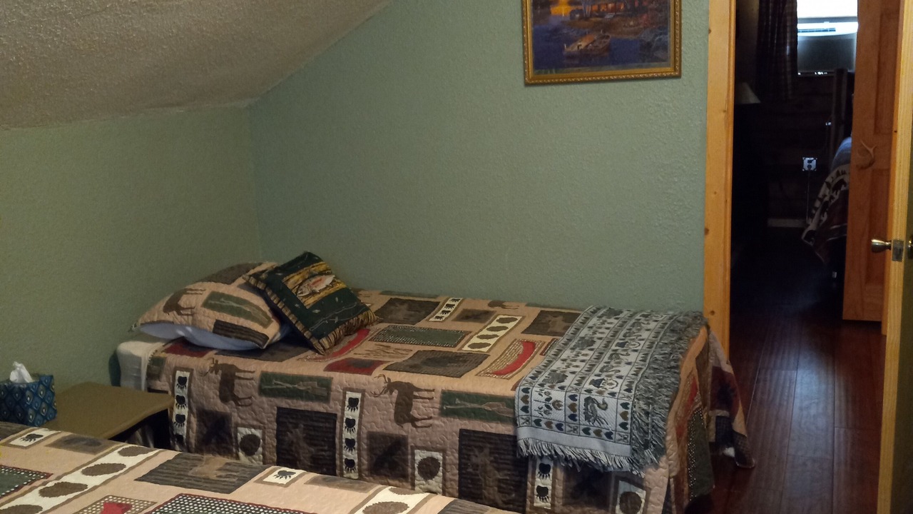 Photo of Bedroom in Mountainburg