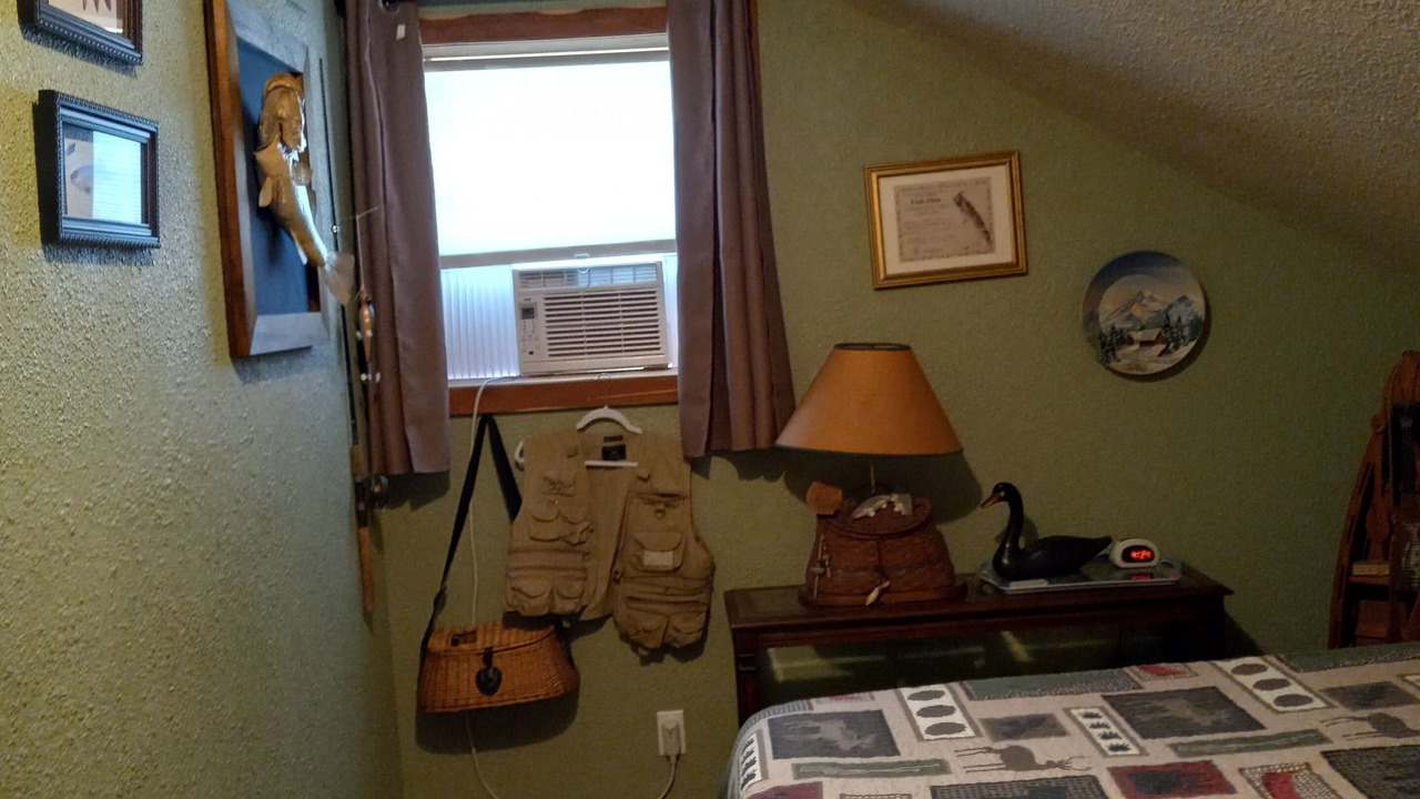 Photo of Bedroom in Mountainburg