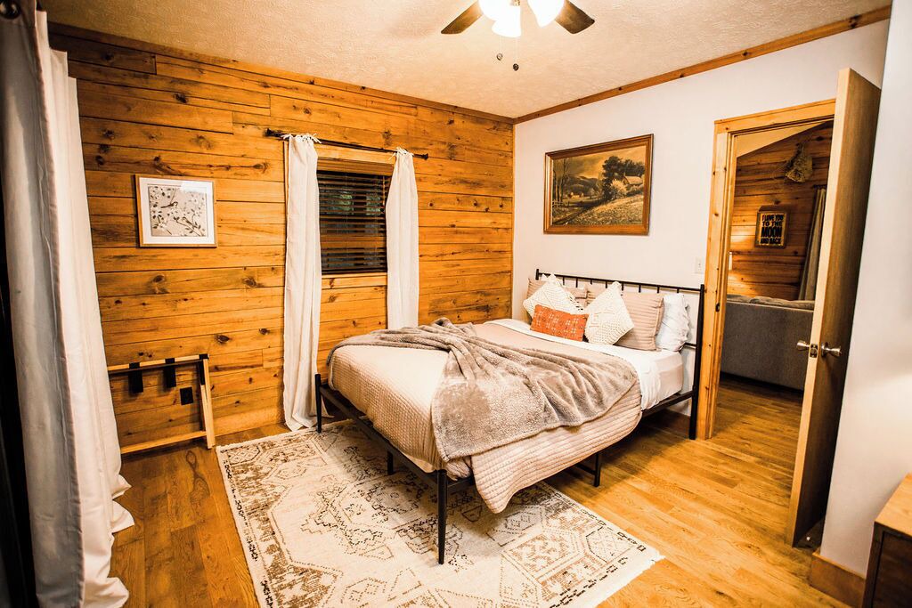 Photo of Bedroom in Jasper