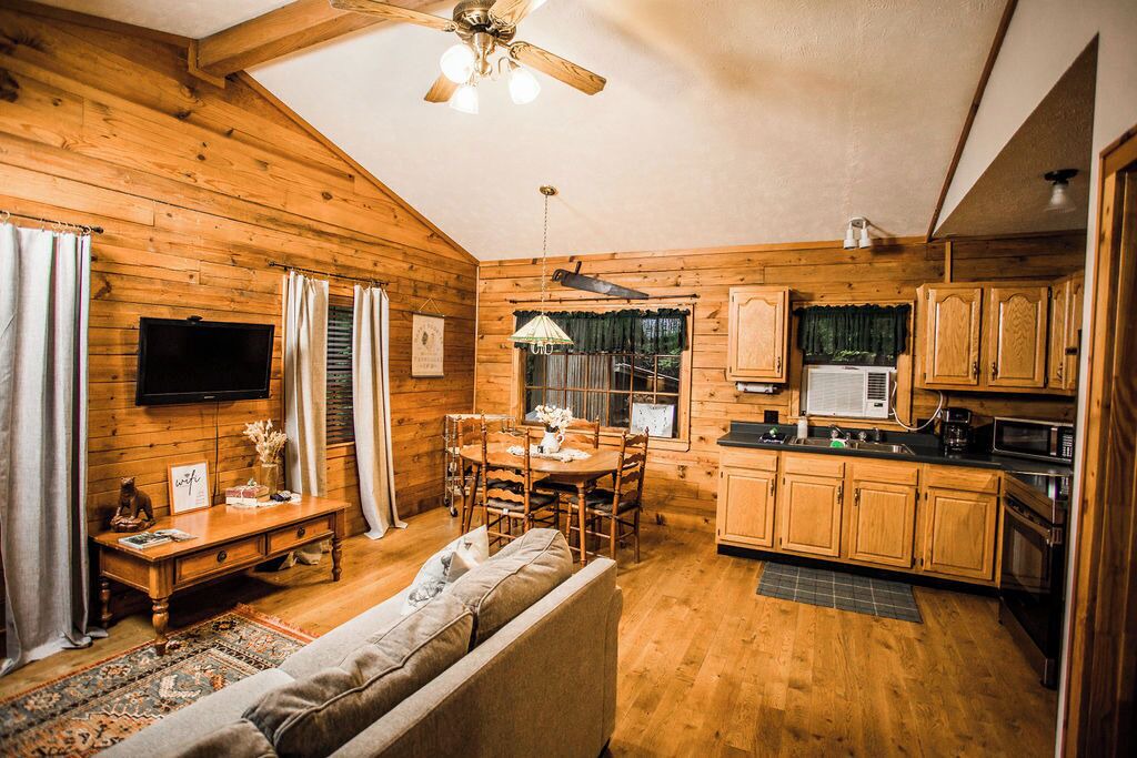 Photo of Livingroom in Jasper
