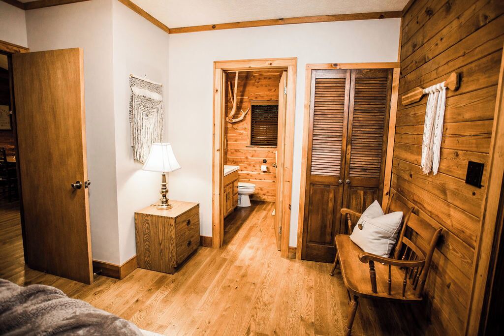 Photo of Bathroom in Jasper