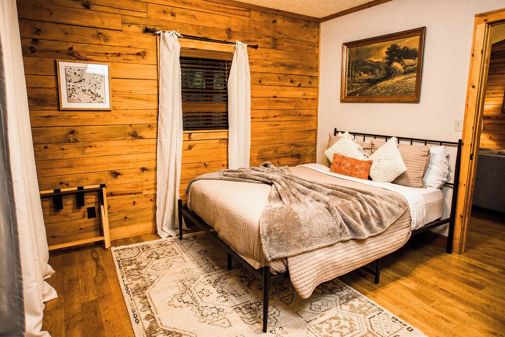Photo of Bedroom in Jasper