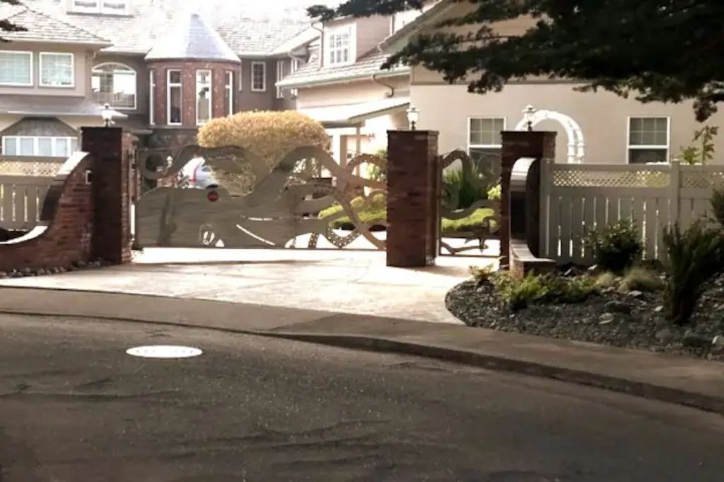 Photo of Others in Brookings