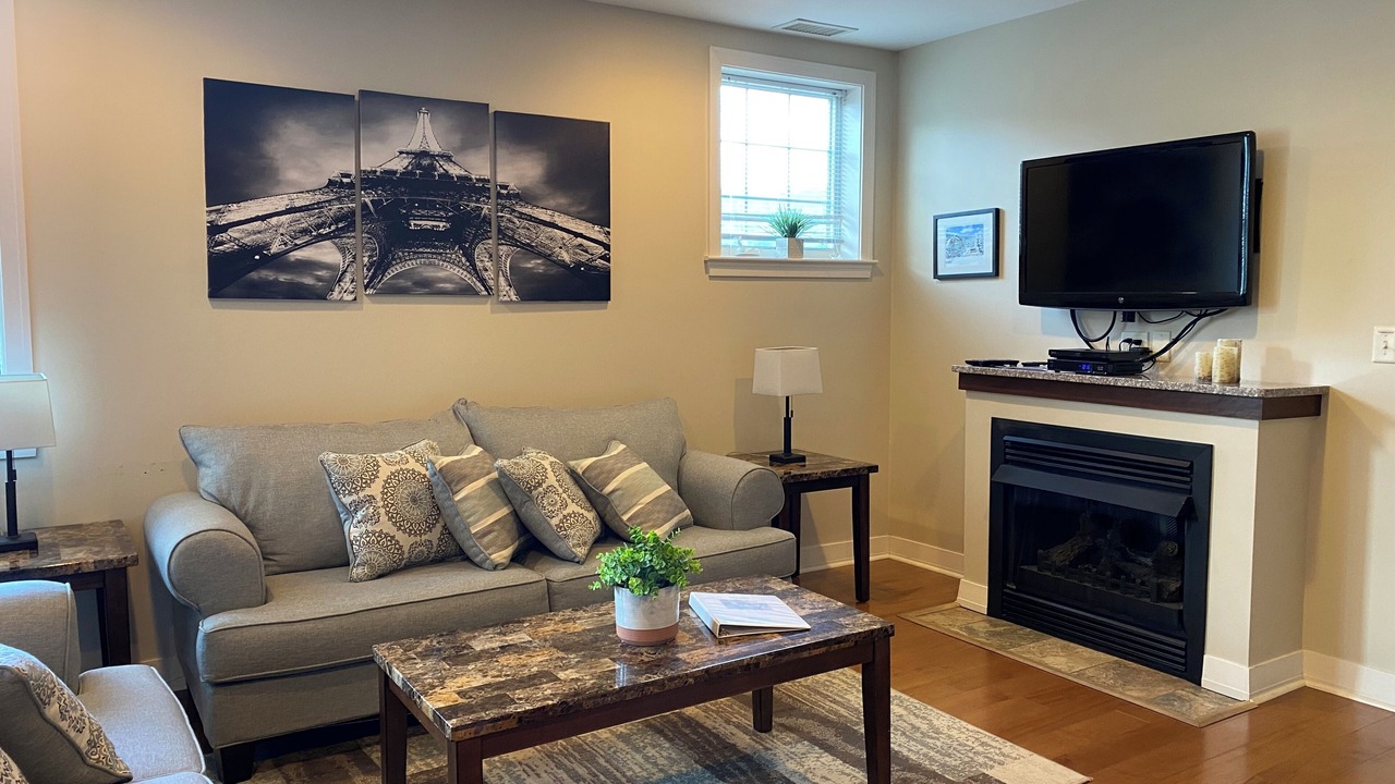 Photo of Livingroom in Ellicottville