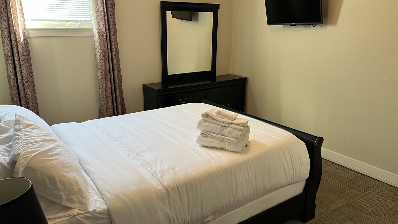 Photo of Bedroom in Ellicottville