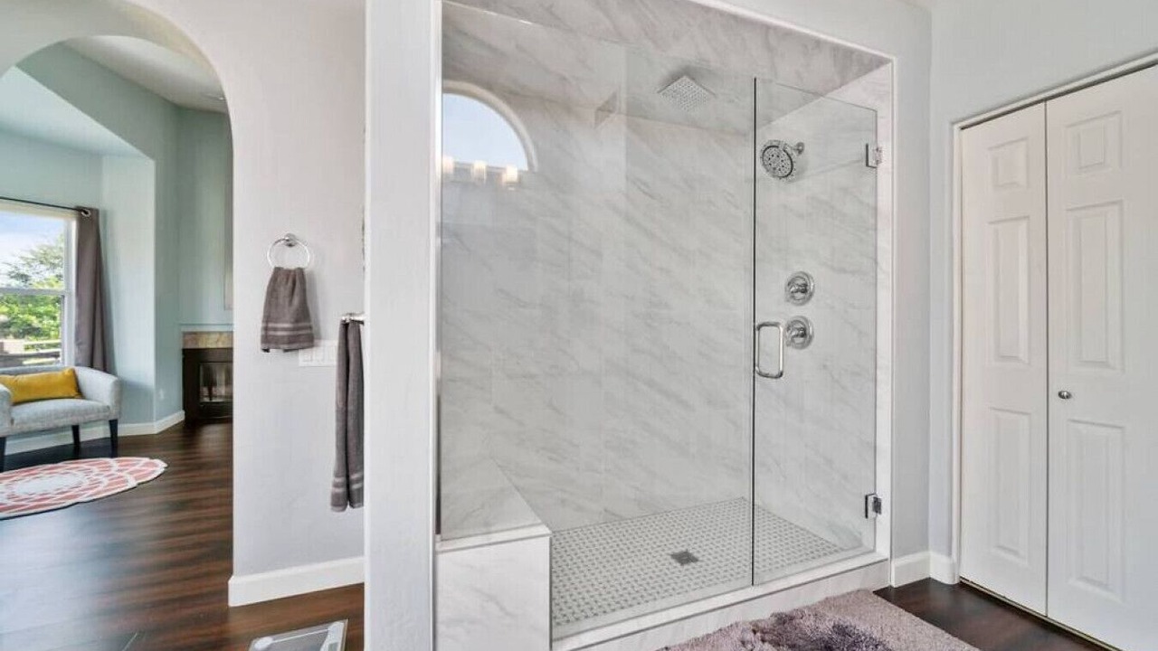 Photo of Bathroom in Arabian Crest