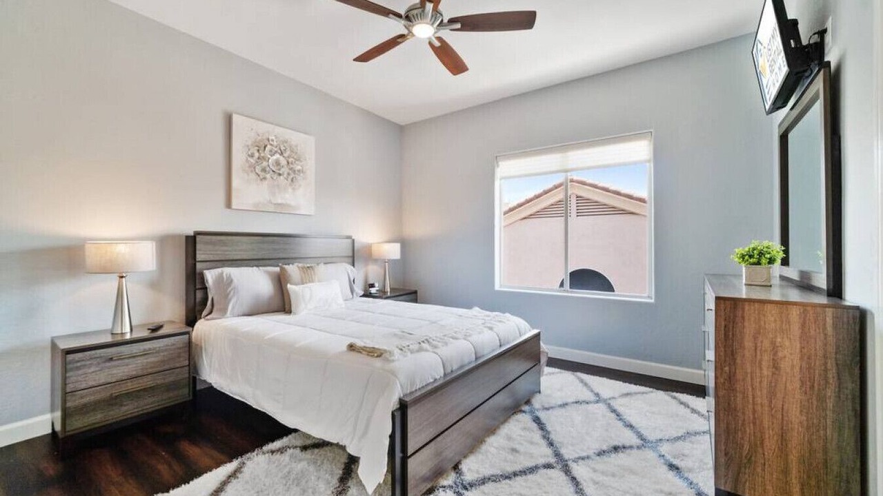 Photo of Bedroom in Arabian Crest
