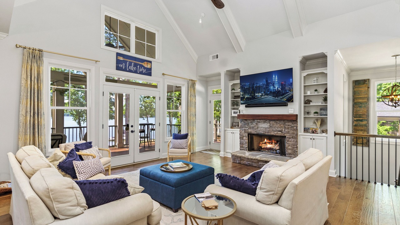 Photo of Livingroom in Eatonton