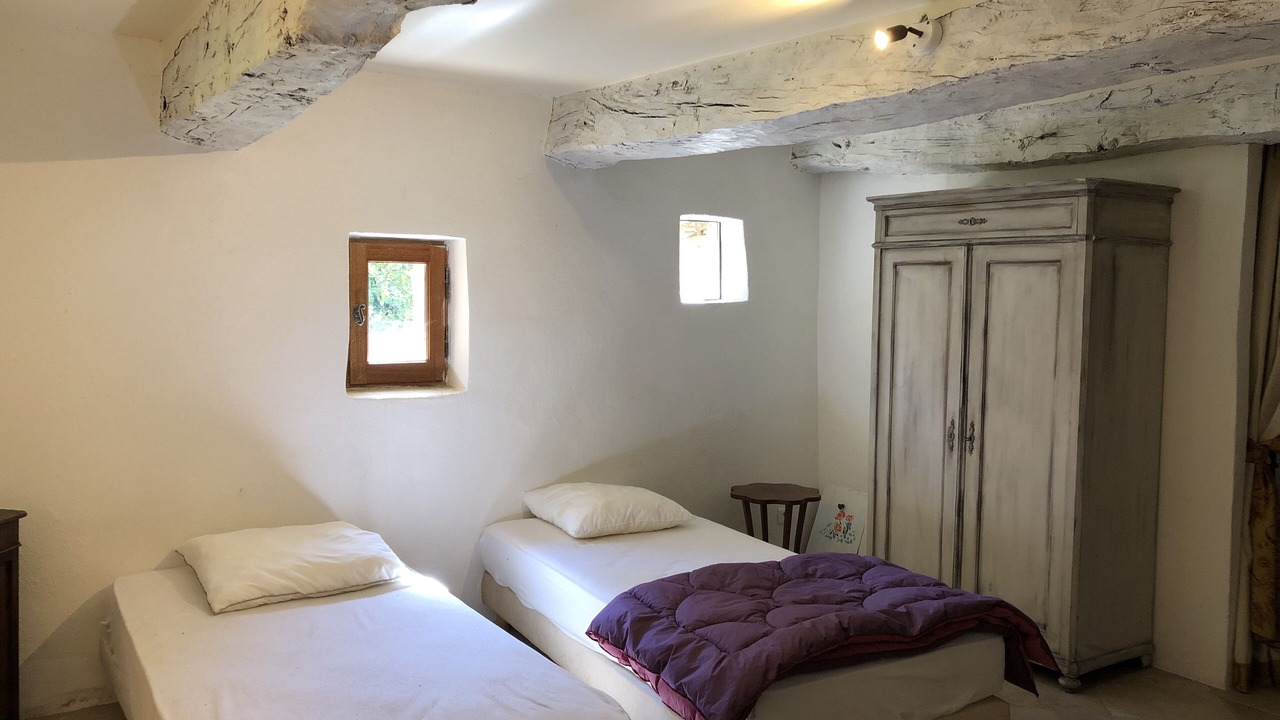 Photo of Bedroom in Ongles