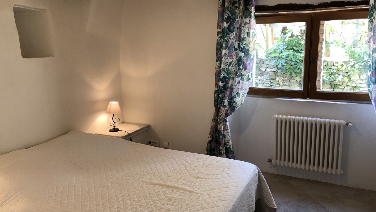 Photo of Bedroom in Ongles