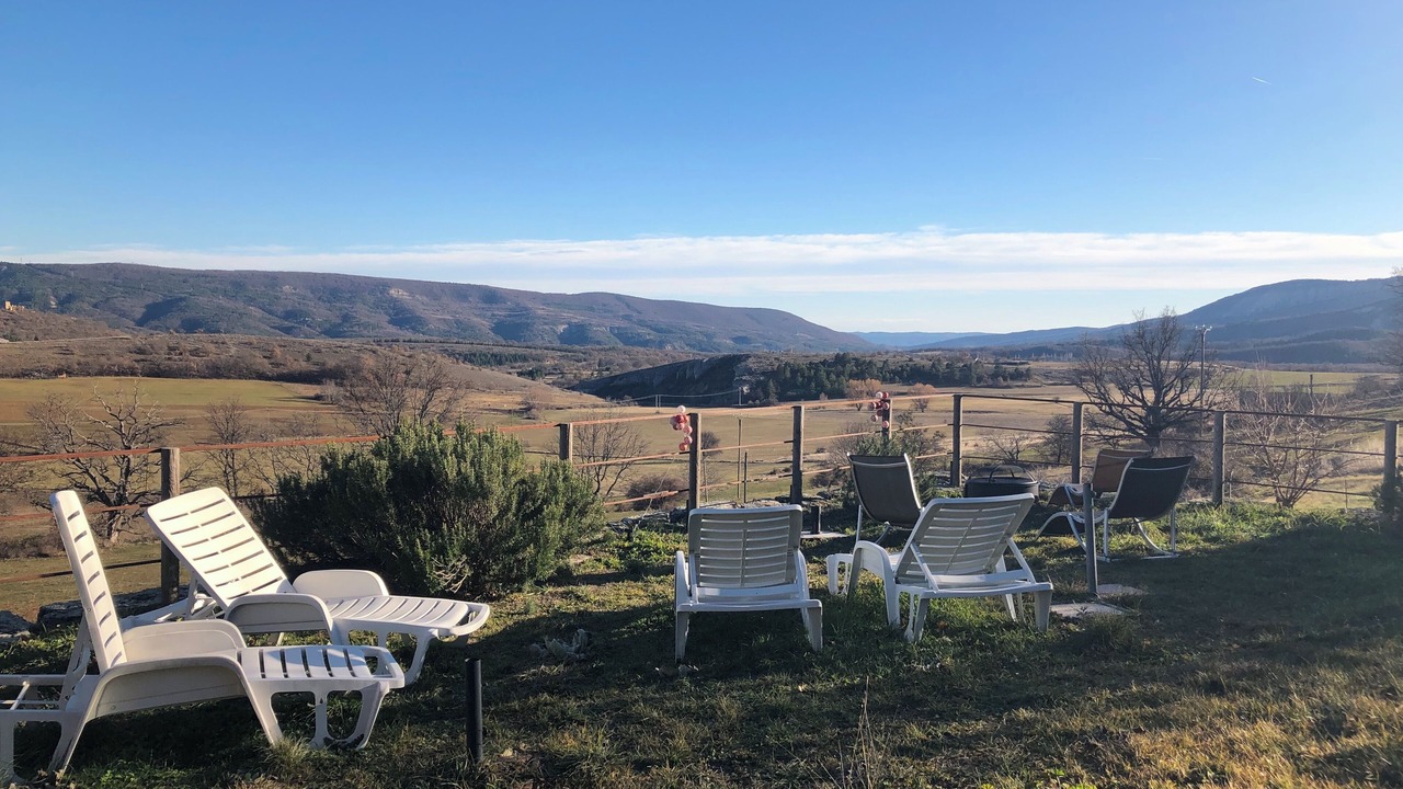 Photo of Outdoor in Ongles