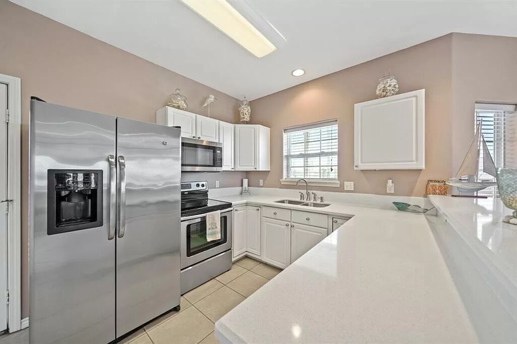 Photo of Kitchen in Terramar Beach