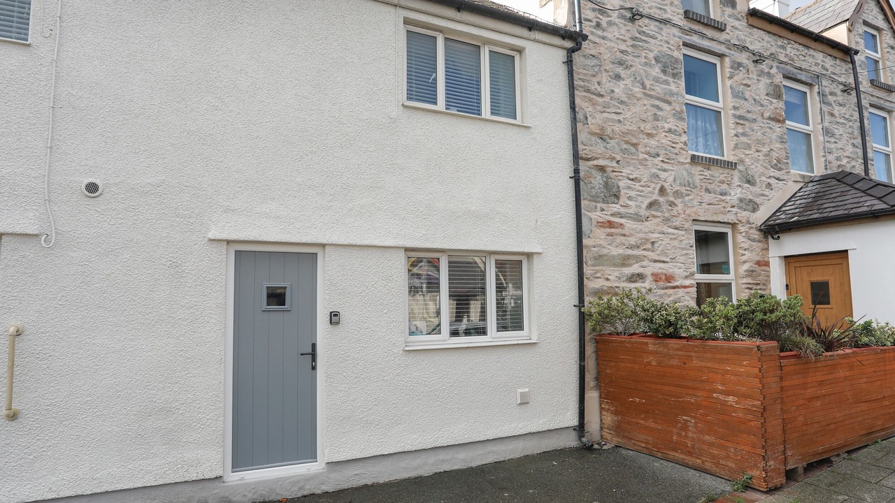 Photo of Outdoor in Newborough