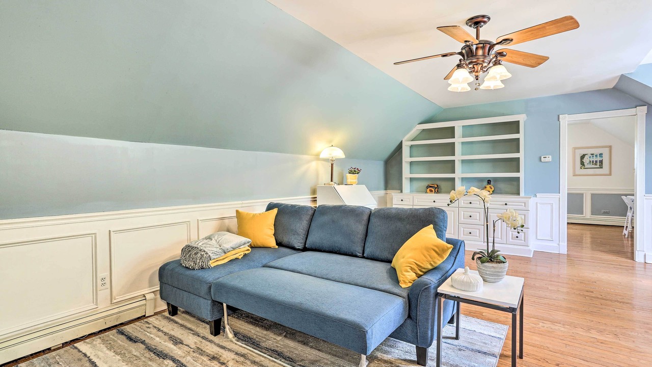 Photo of Livingroom in Pine Bush