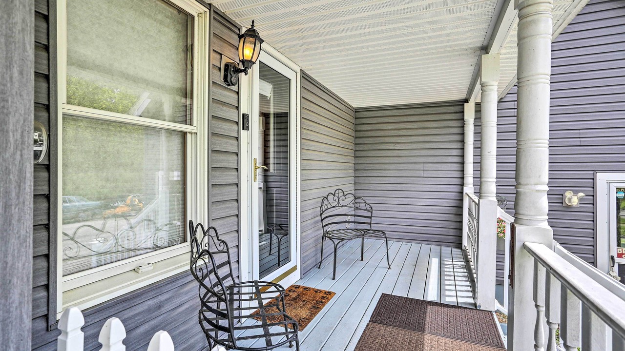 Photo of Patio Balcony in Pine Bush