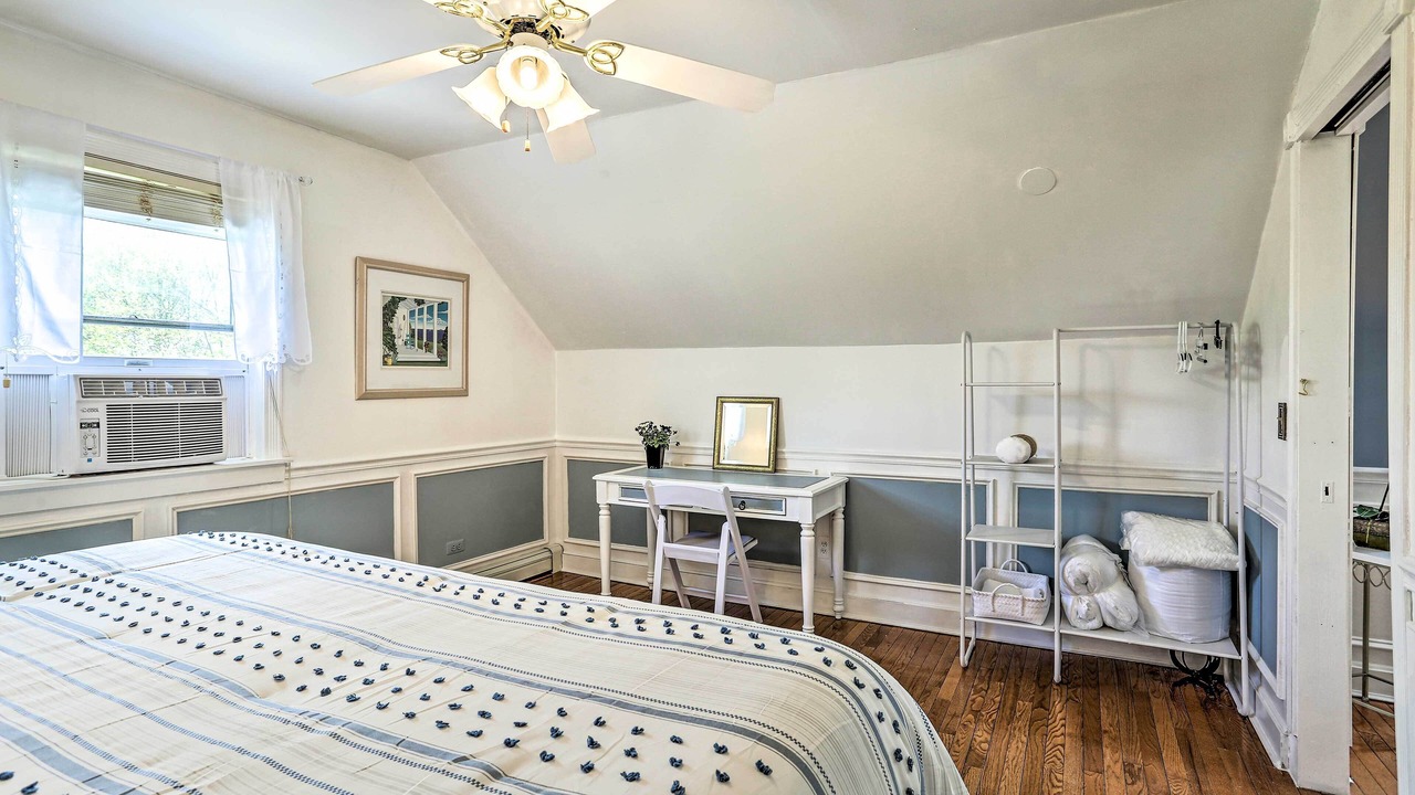 Photo of Bedroom in Pine Bush