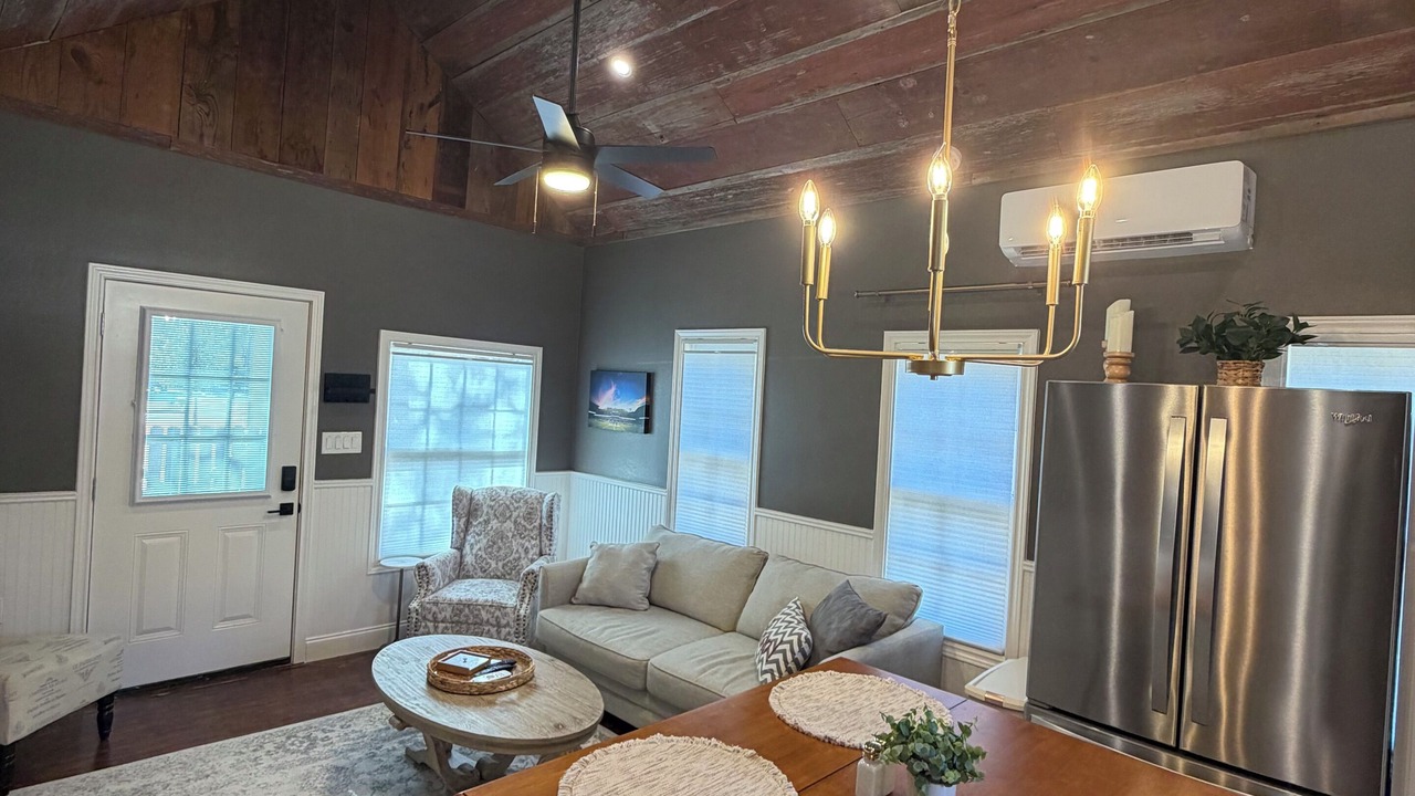 Photo of Livingroom in College Park