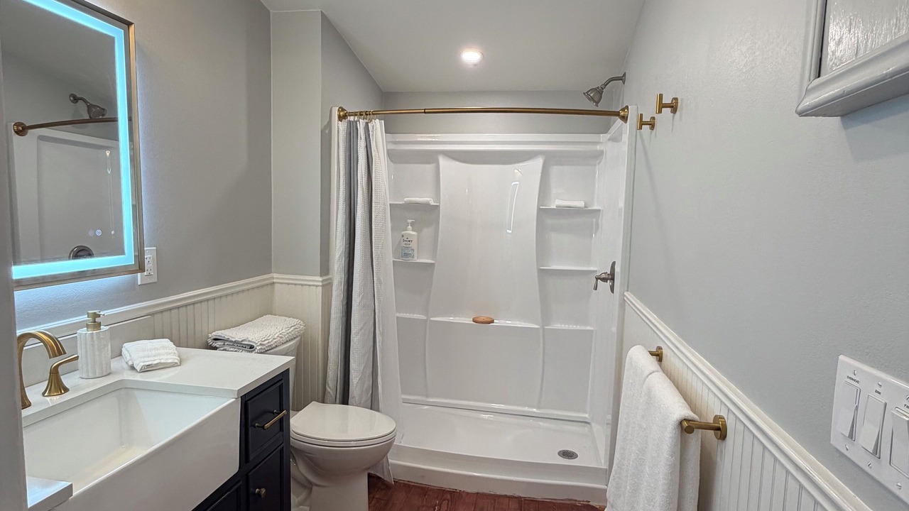 Photo of Bathroom in College Park
