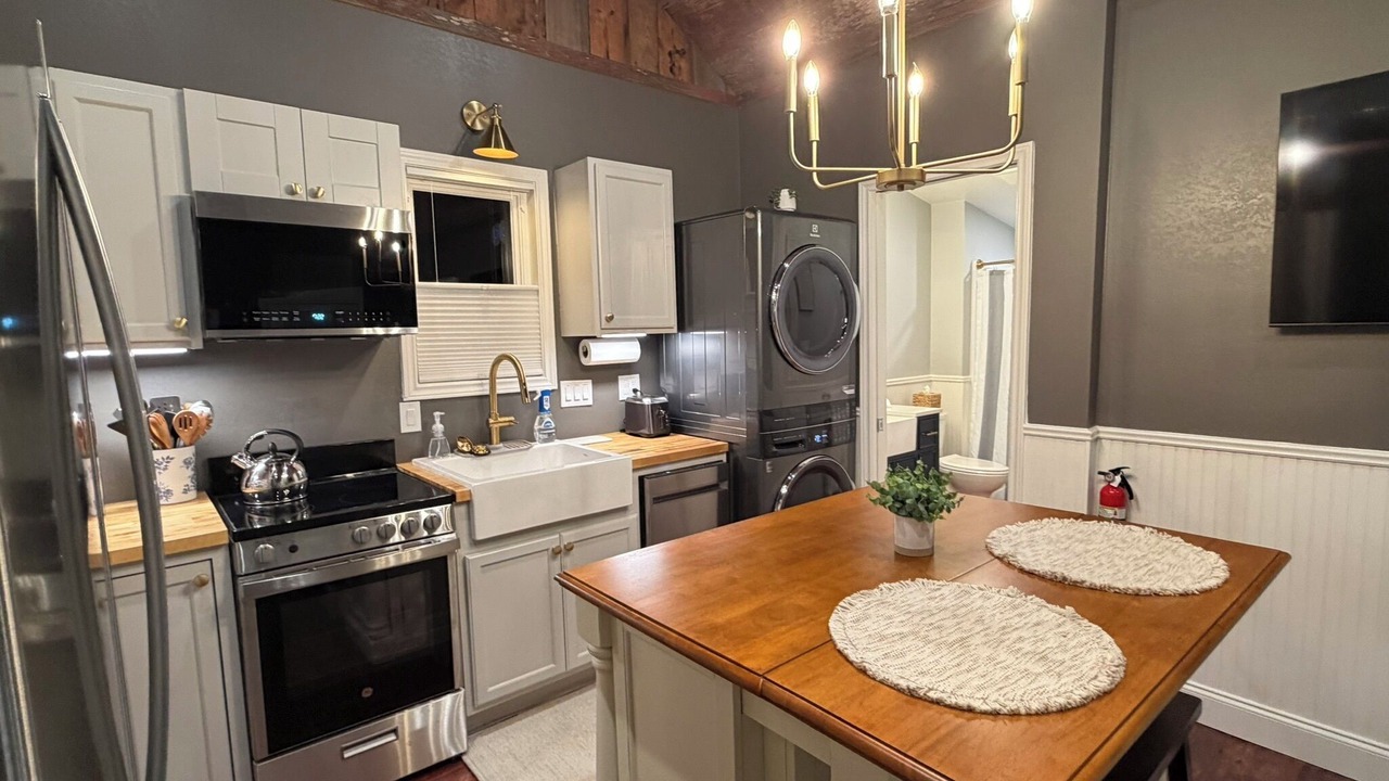 Photo of Kitchen in College Park