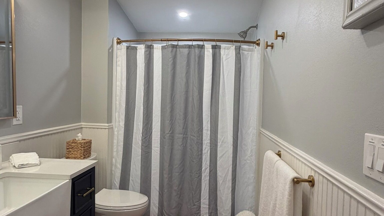 Photo of Bathroom in College Park
