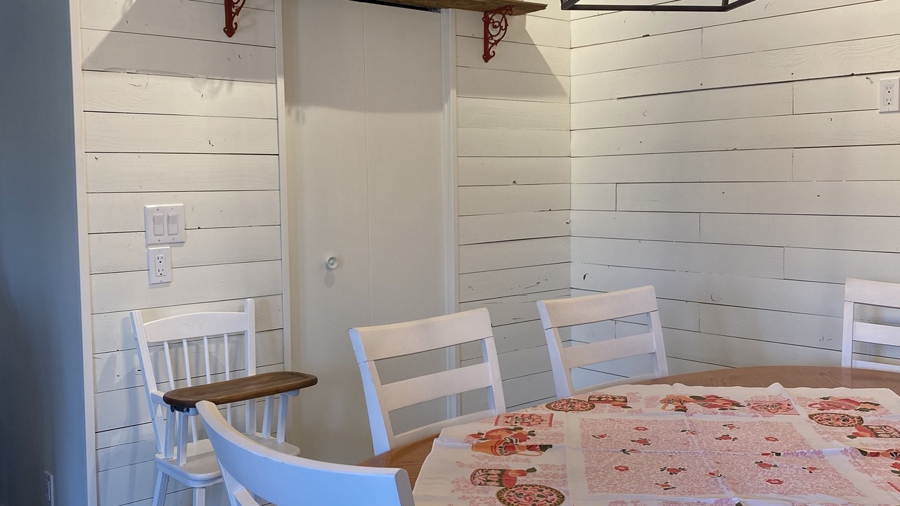 Photo of Bedroom in Sandy Hook