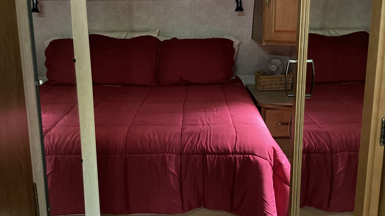 Photo of Bedroom in Town of Clifton