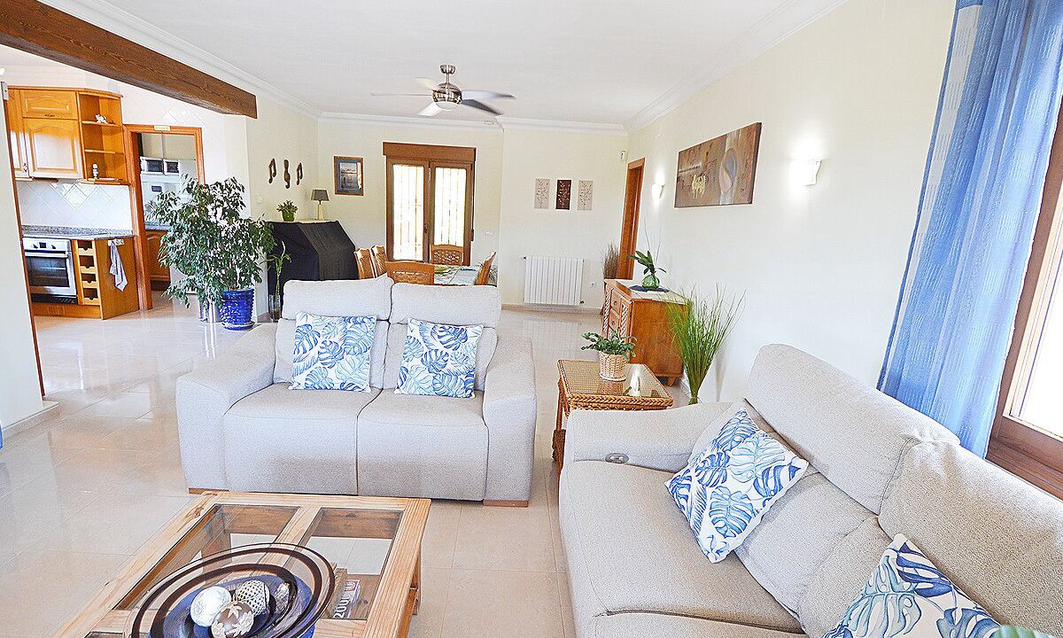 Photo of Livingroom in Media Luna