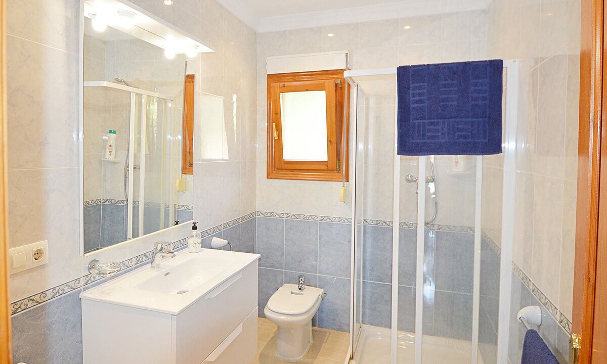 Photo of Bathroom in Media Luna