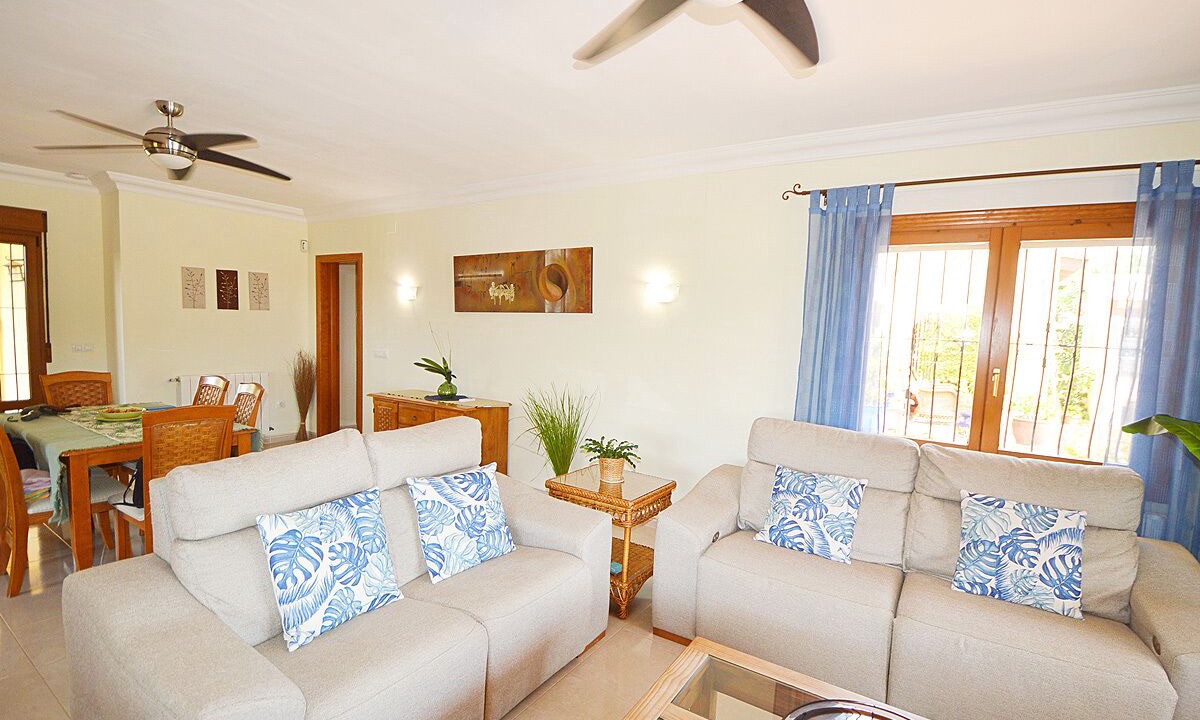 Photo of Livingroom in Media Luna