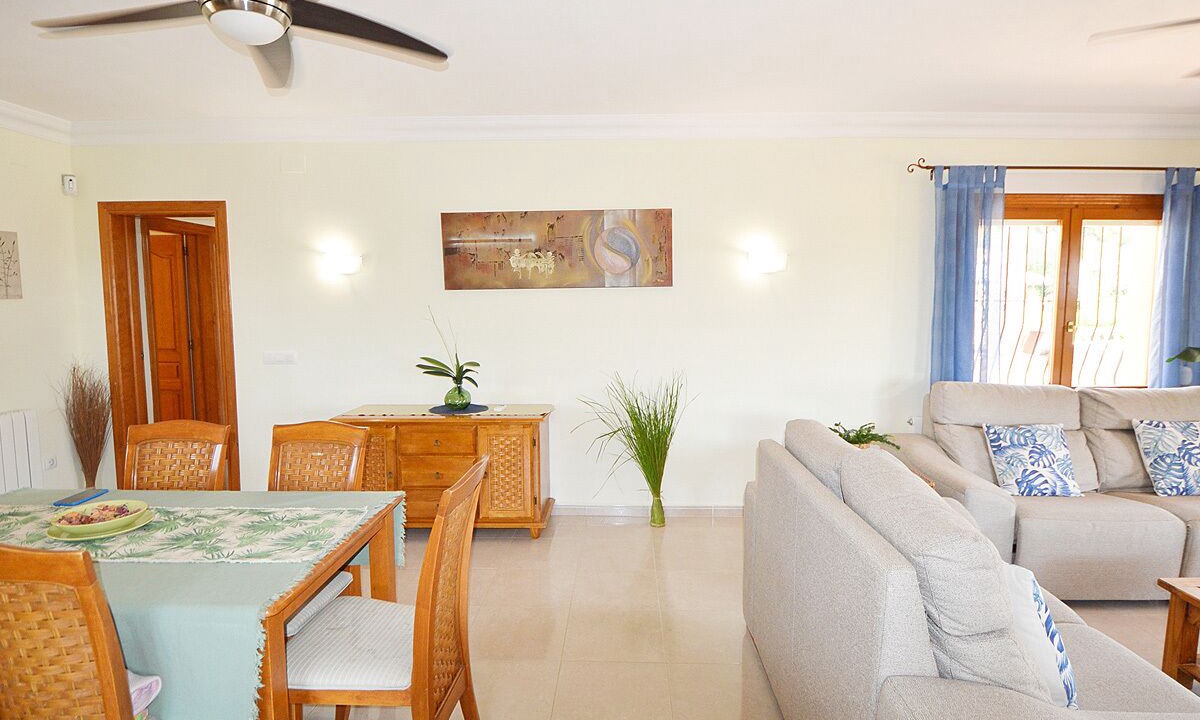 Photo of Livingroom in Media Luna