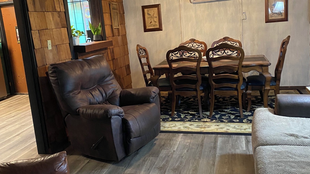Photo of Livingroom in Tishomingo