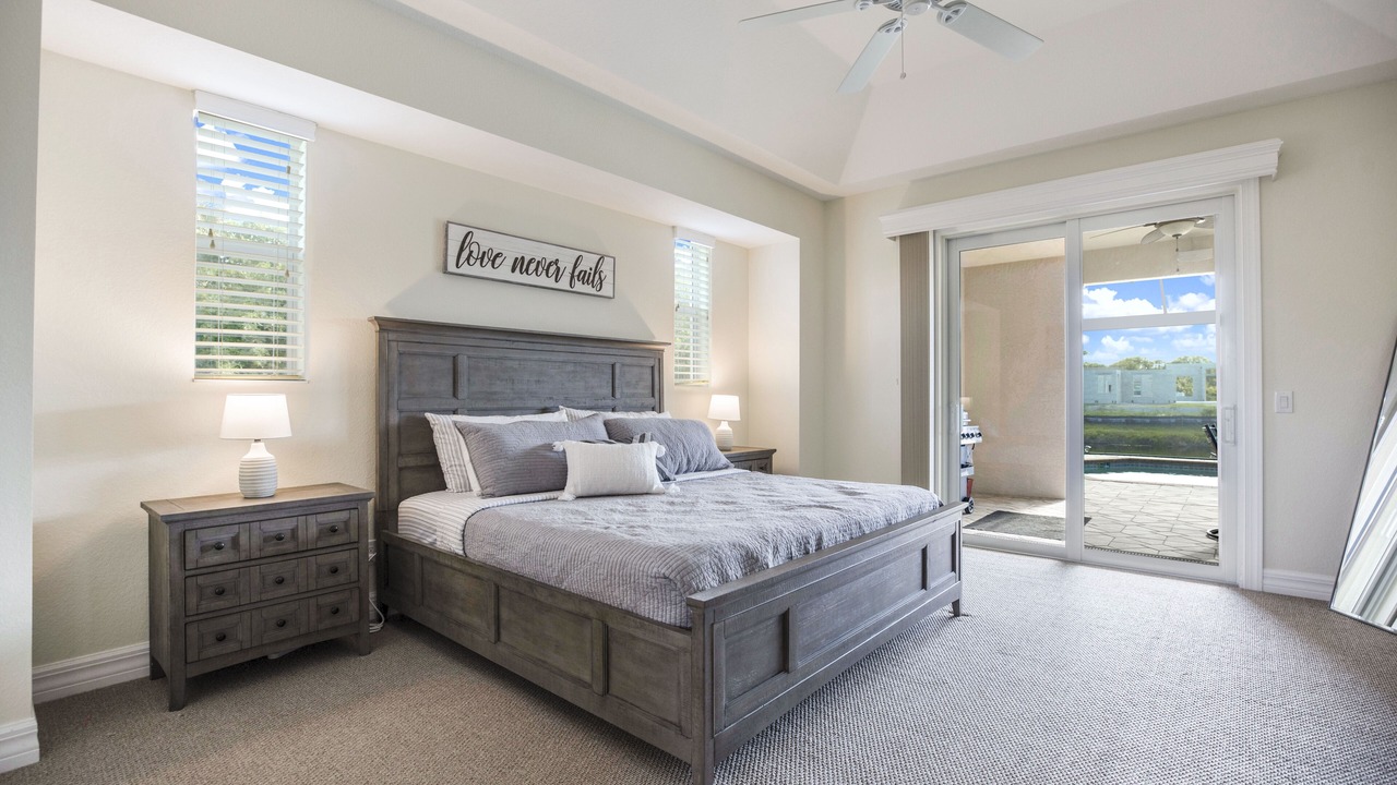 Photo of Bedroom in Pine Valley