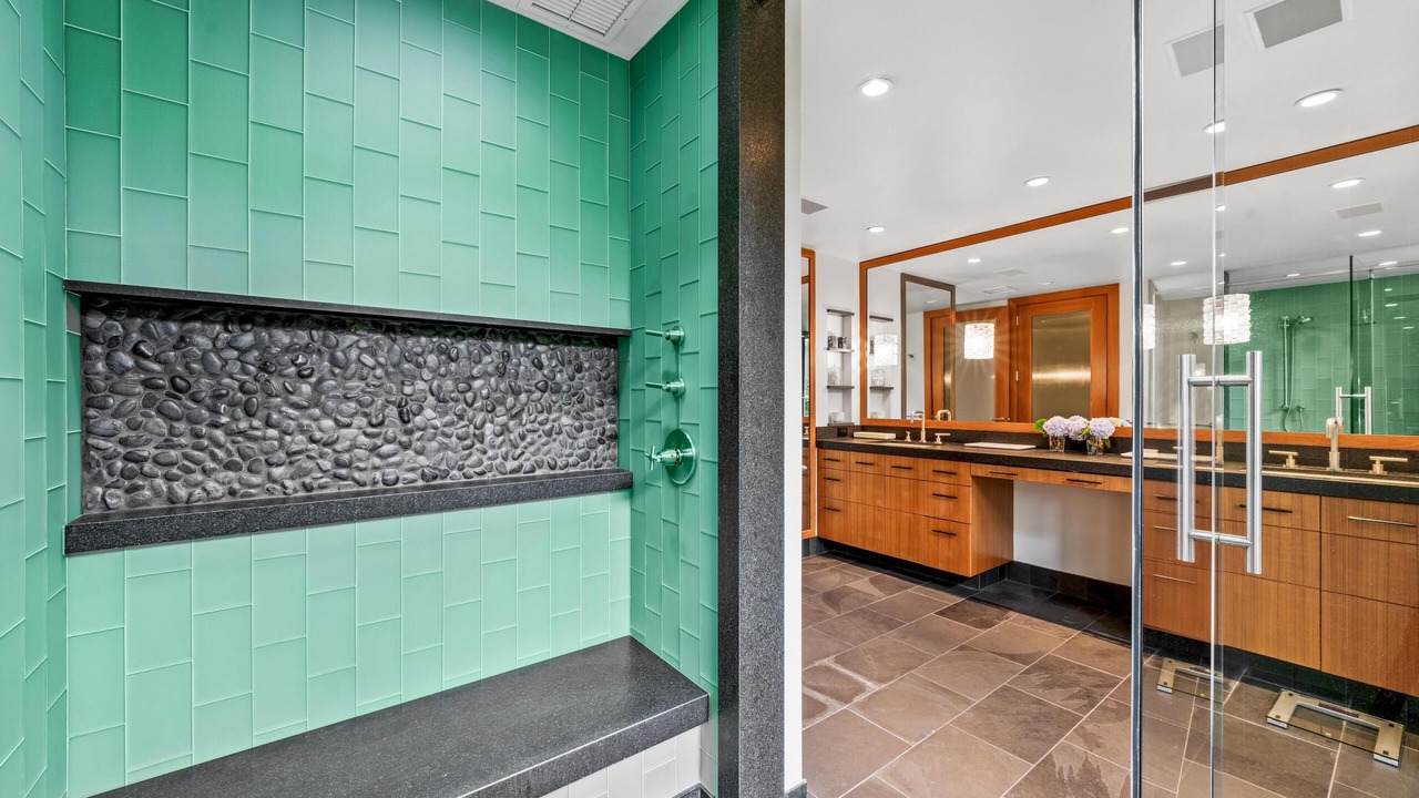 Photo of Others in Kaupulehu