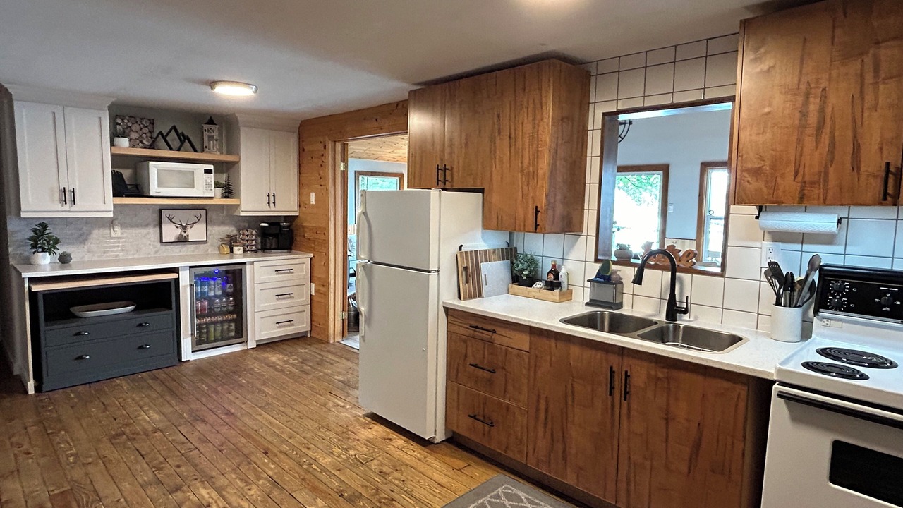 Photo of Kitchen in Byng Inlet