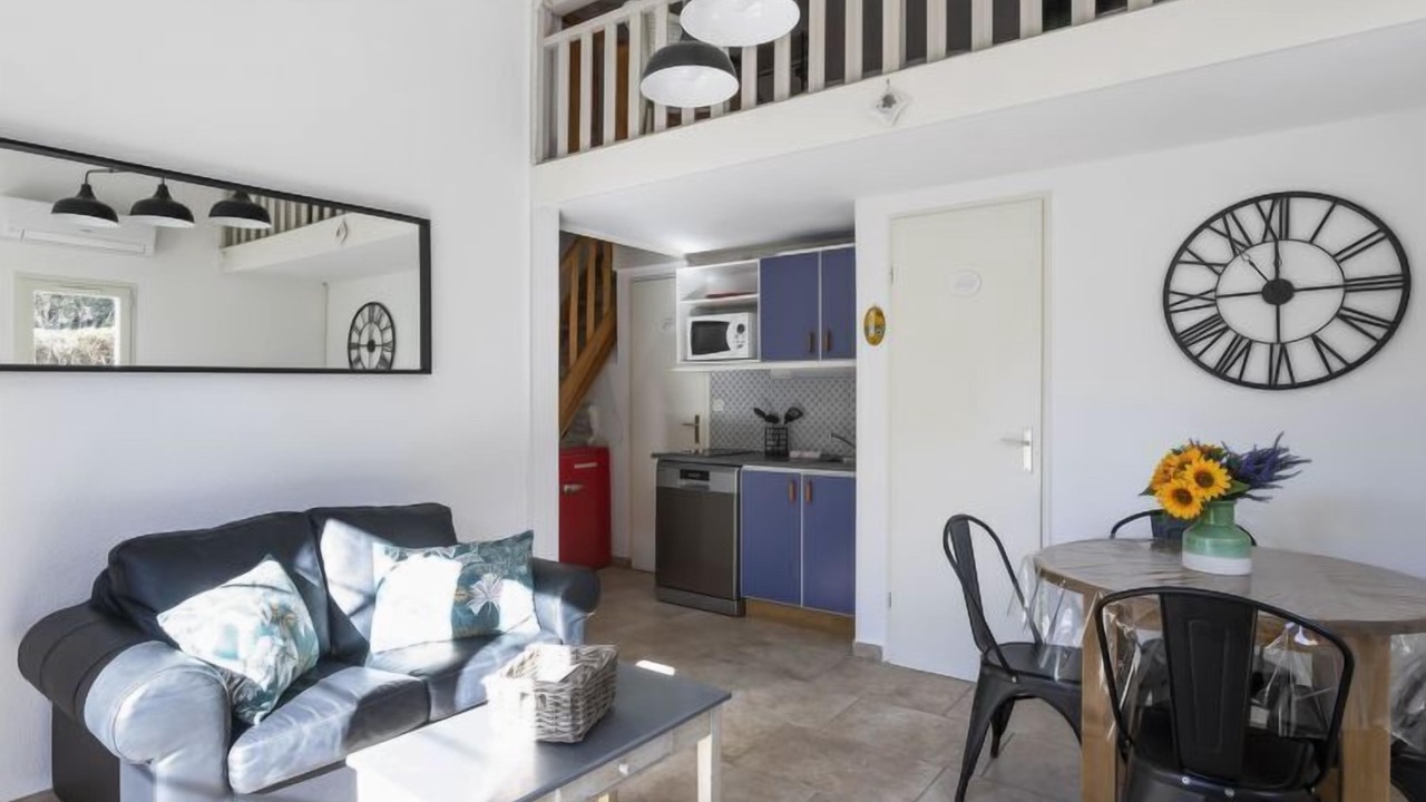 Photo of Bedroom in Maussane