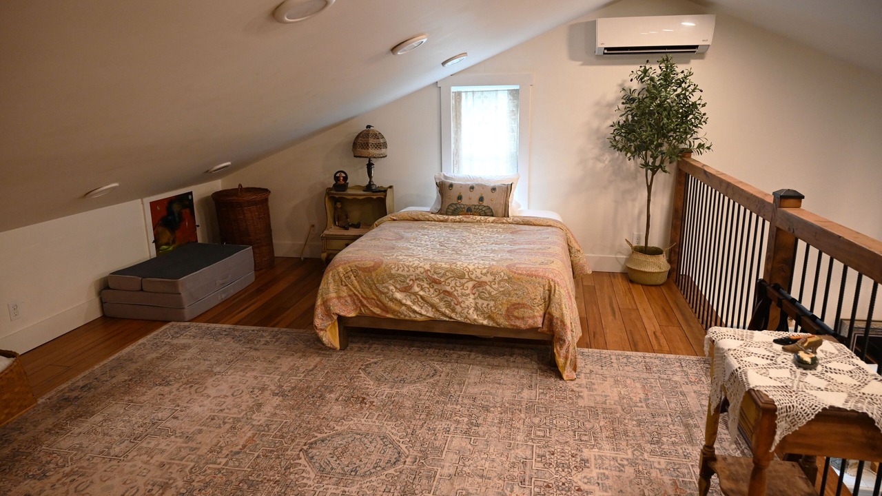 Photo of Bedroom in Caroline