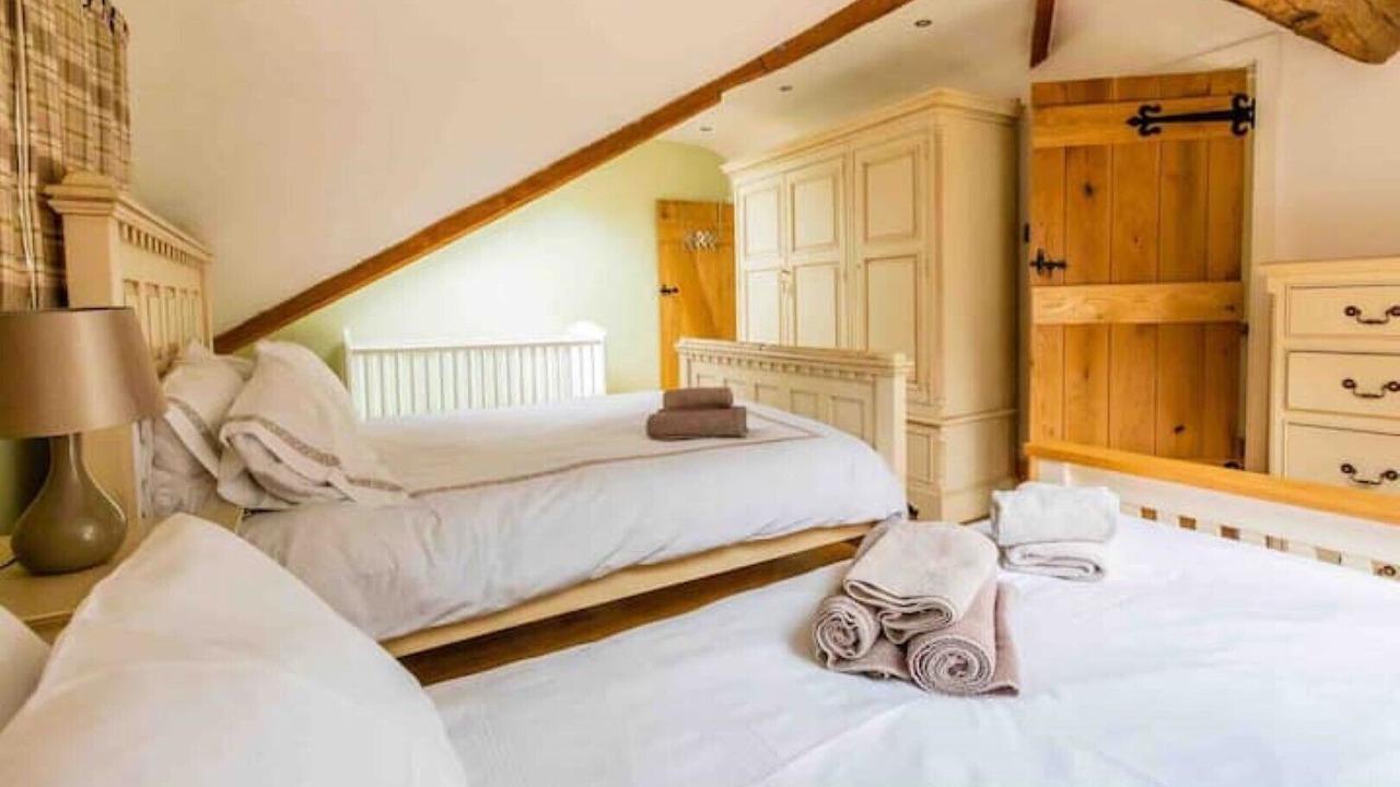 Photo of Bedroom in Darton