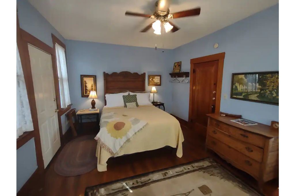 Photo of Bedroom in Hardy