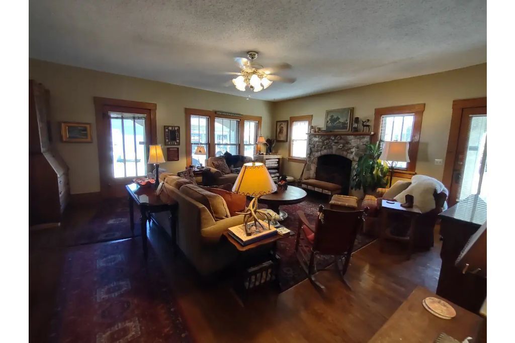 Photo of Livingroom in Hardy