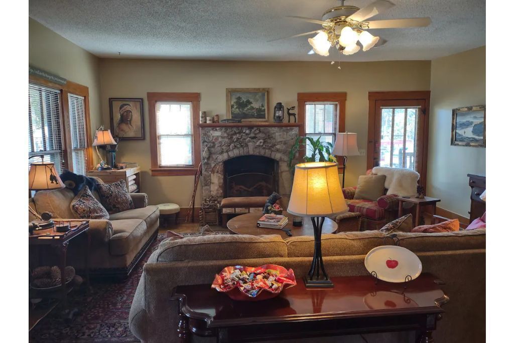 Photo of Livingroom in Hardy