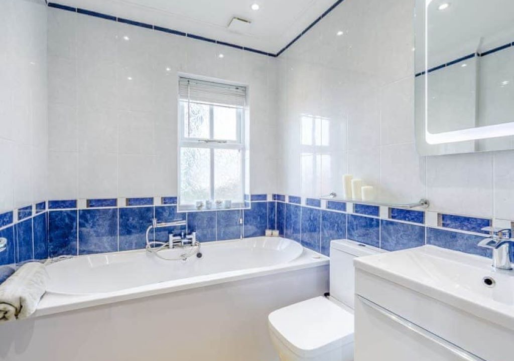 Photo of Bathroom in Alnmouth