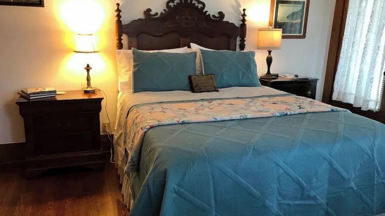 Photo of Bedroom in Hardy