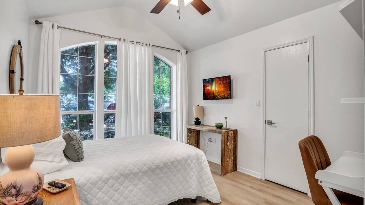 Photo of Bedroom in Temple