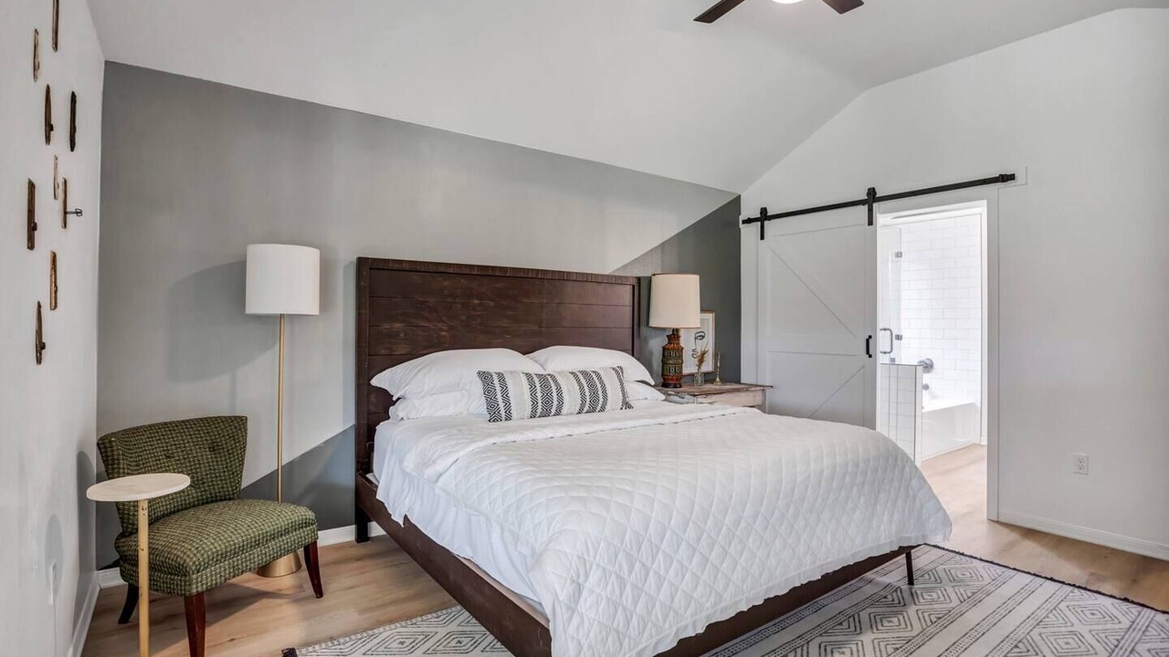Photo of Bedroom in Temple