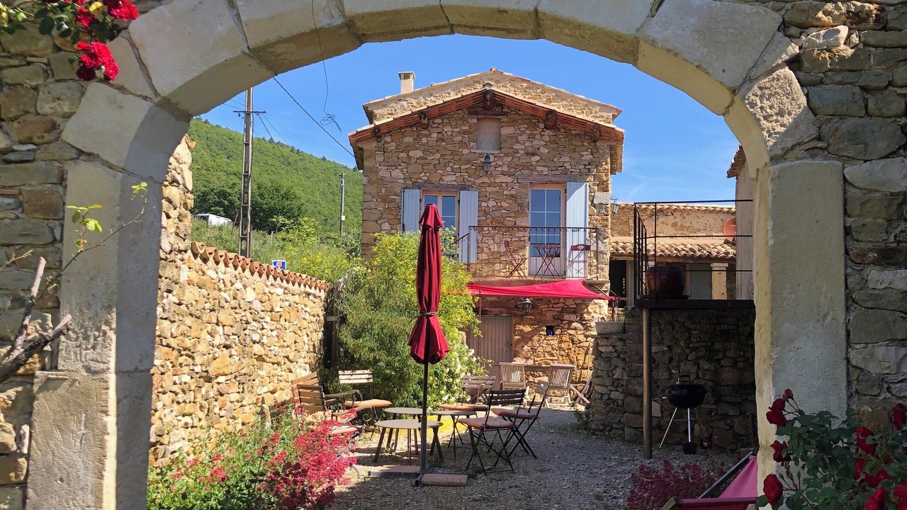 Photo of Outdoor in Ongles