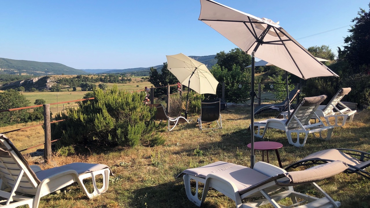 Photo of Outdoor in Ongles