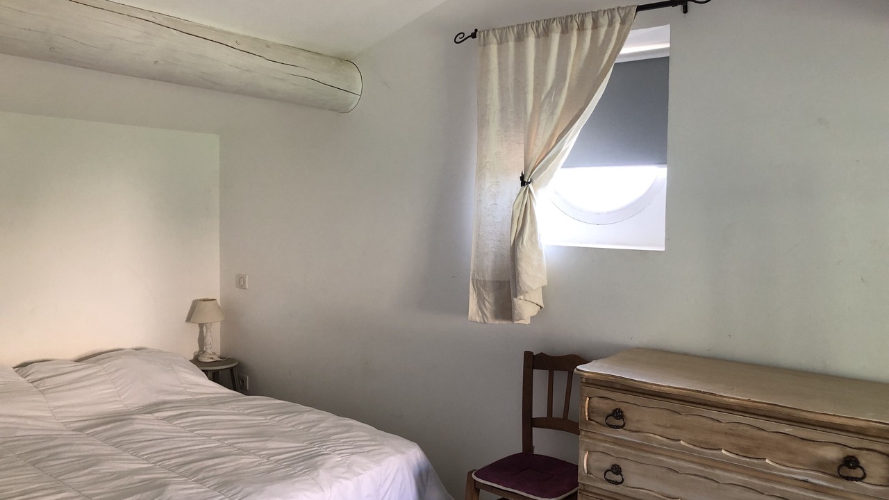 Photo of Bedroom in Ongles