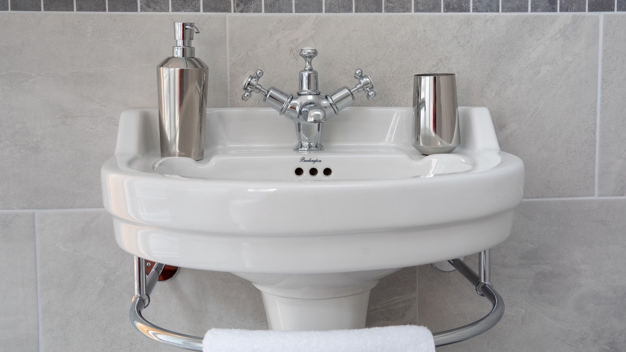 Photo of Bathroom in Sutton on the Forest