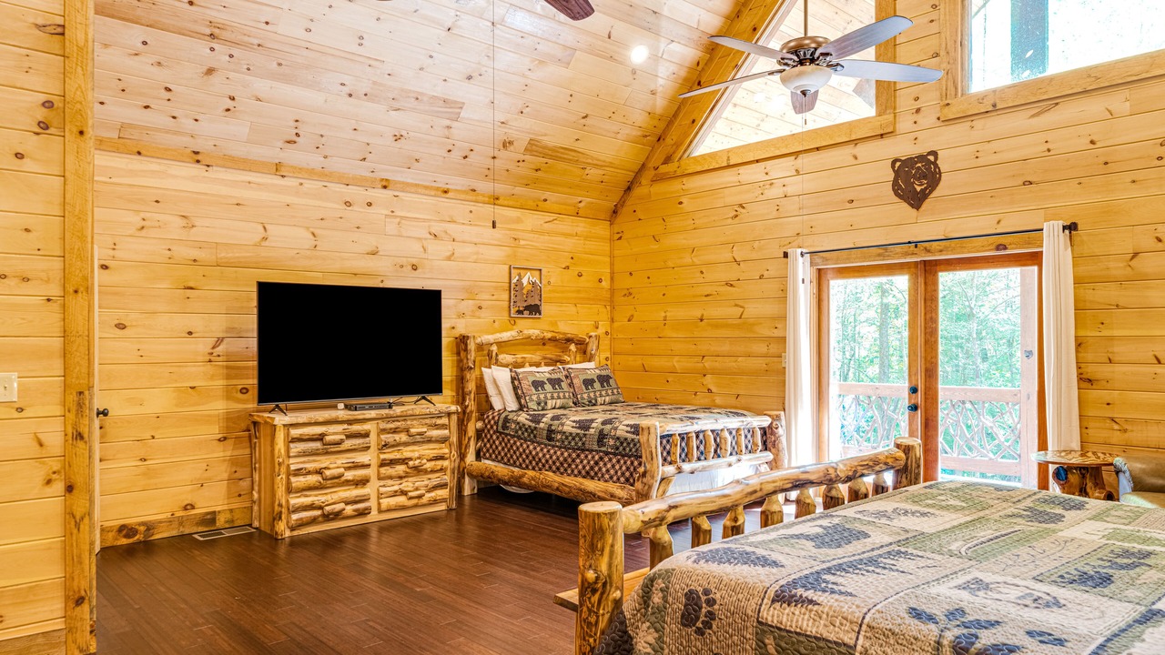 Photo of Bedroom in Hidden Lake