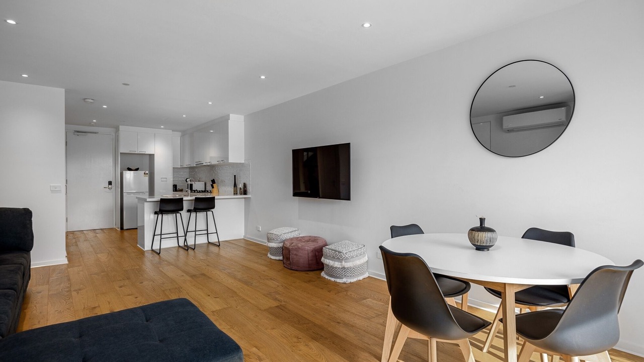 Photo of Others in McCrae